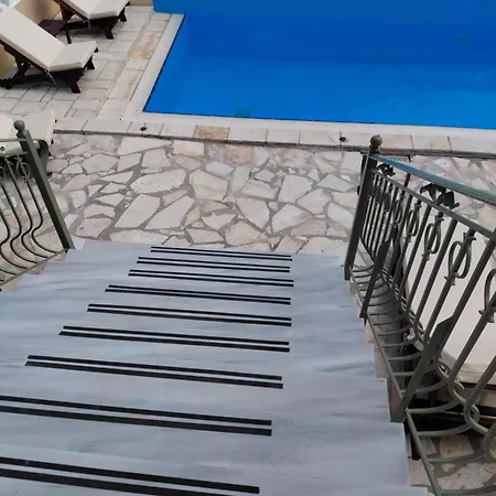 Irini's Argosztóli